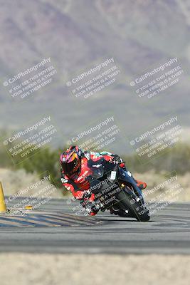 media/Jan-15-2026-Racers Edge (Thu) [[dfebeb70ab]]/2-A Group/Session 5 (Turn 5)/